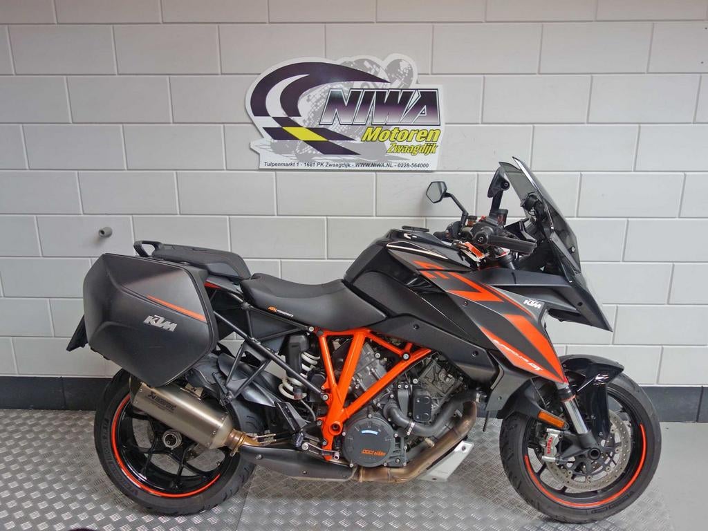 KTM 1290 SUPER DUKE GT, 2 cilinders, KTM, Motorrijbewijs A, Bedrijf