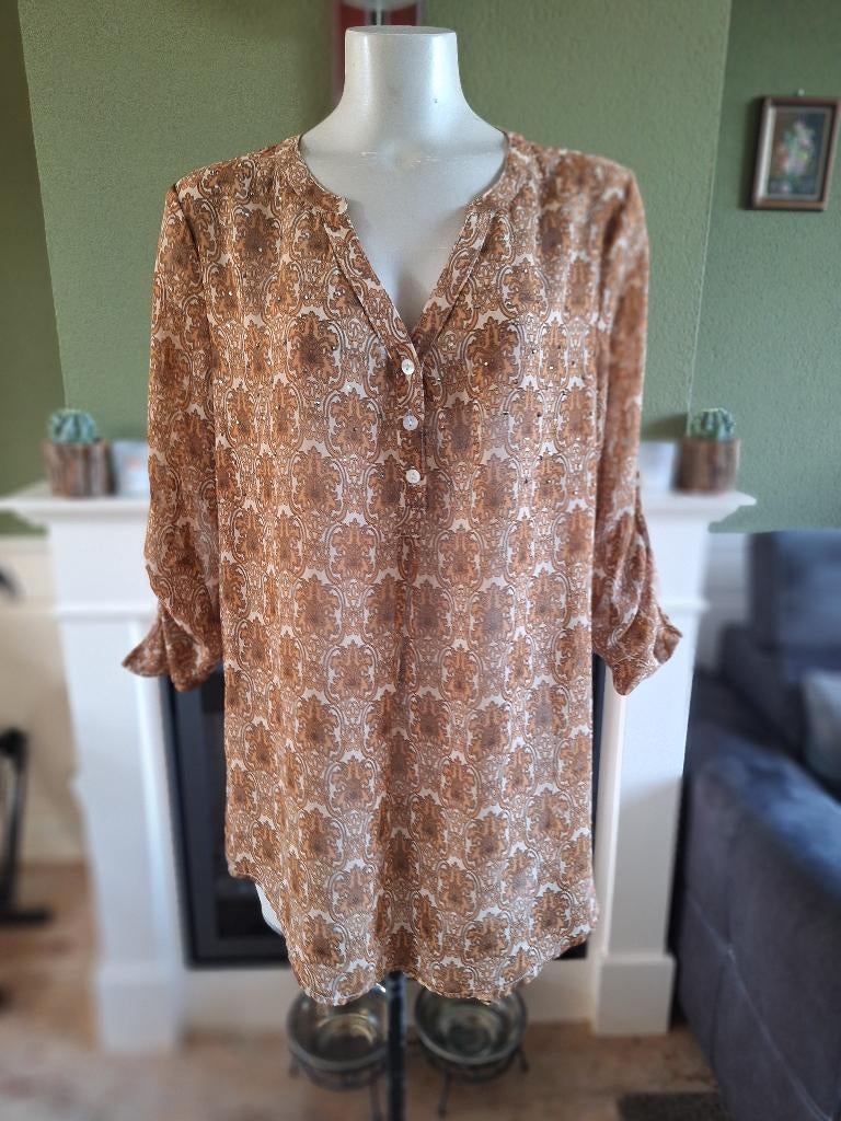 Lola Liza bruine beige blouse top mt 42, Bruin, Maat 42/44 (L), Ophalen of Verzenden, Zo goed als nieuw