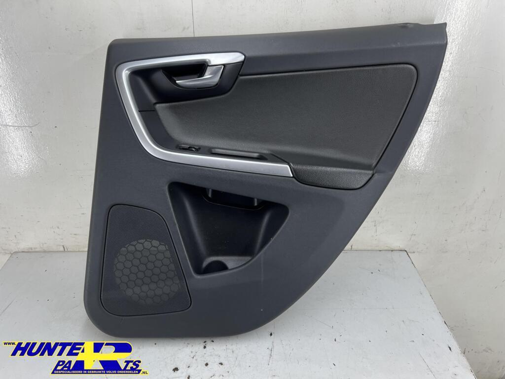 Portierbekleding RA zwart Volvo XC60 I ('08->), Auto-onderdelen, Gebruikt, Ophalen of Verzenden, Volvo
