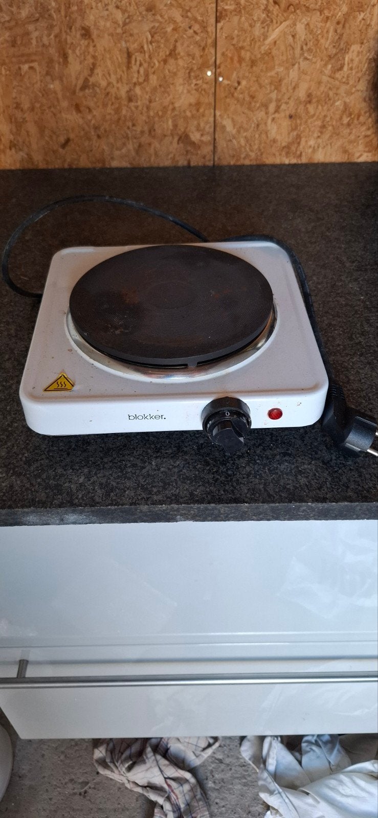 Blokker elektrische kookplaat - 1 pit, Gebruikt, 3 kookzones of minder, Ophalen of Verzenden, Vrijstaand