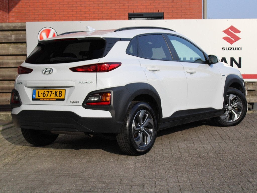 Hyundai Kona 1.6 GDI HEV Comfort Navigatie, Achteruitrijcame, Auto's, Hyundai, 12 maanden, Stof, Gebruikt, Euro 6