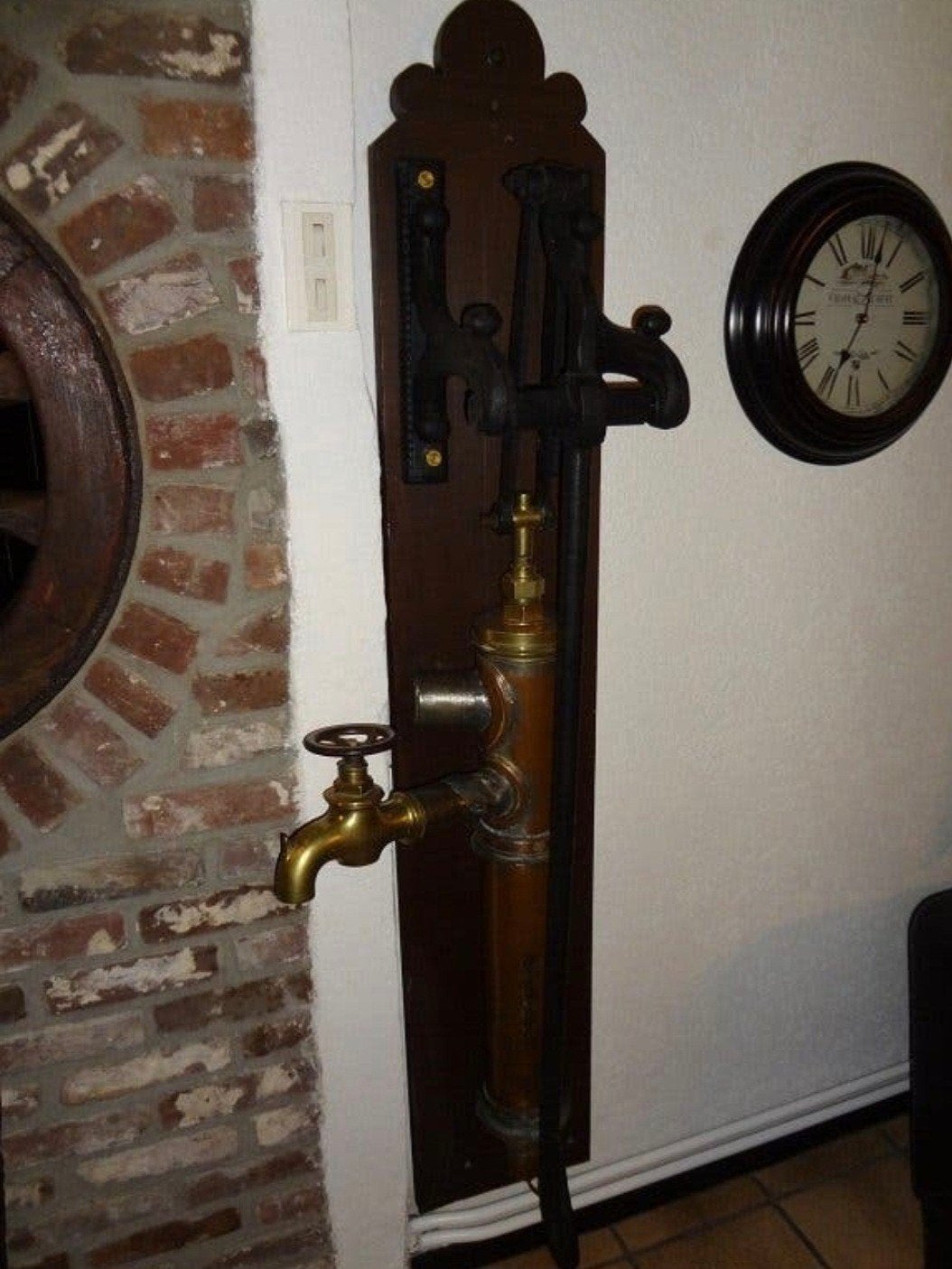 koperen antieke waterpomp, Ophalen, Koper