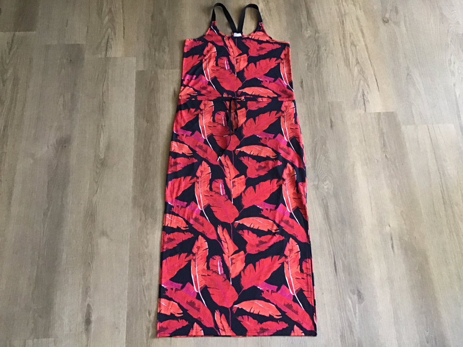 Jurk mt.42 NORAH €20,- incl. verz., Ophalen of Verzenden, Zo goed als nieuw, Maat 42/44 (L), Onder de knie