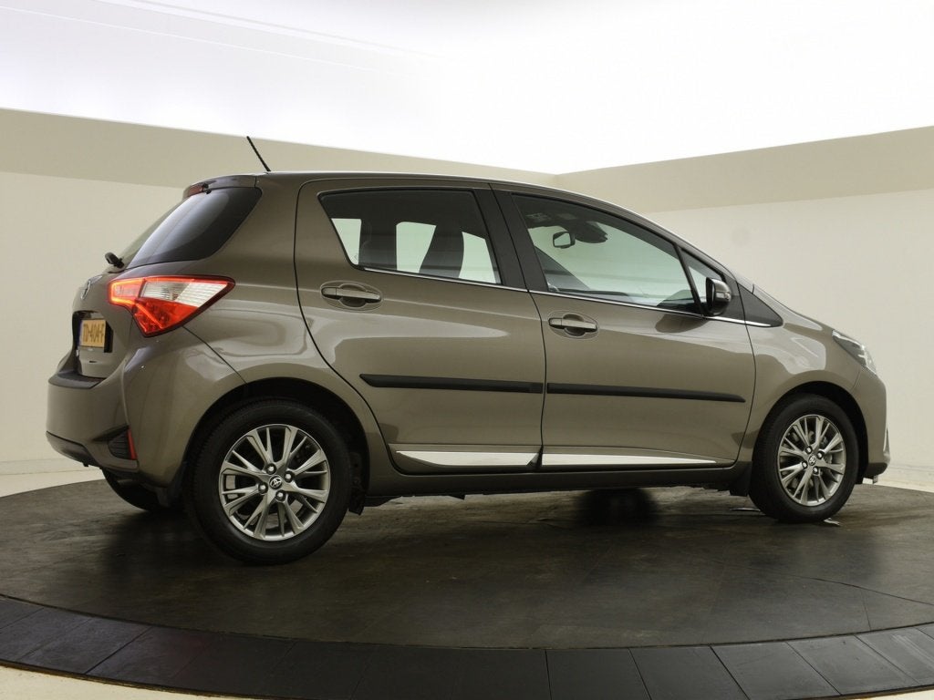 Toyota Yaris 1.5 VVT-i Executive | Camera | Navigatie | Half, Auto's, Euro 6, 4 cilinders, Origineel Nederlands, Bedrijf