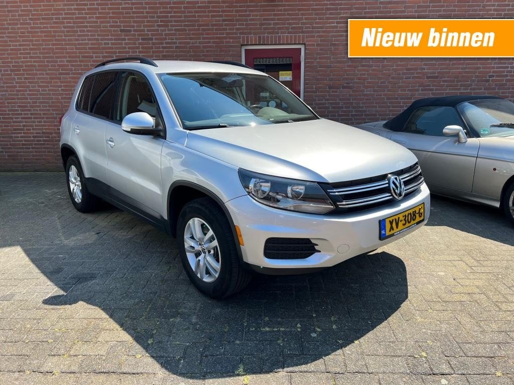 Volkswagen TIGUAN 2.0 TSI Hb 5-Drs SPORT&STYLE Automaat! Uni, Auto's, Automaat, Gebruikt, 4 cilinders, 1984 cc