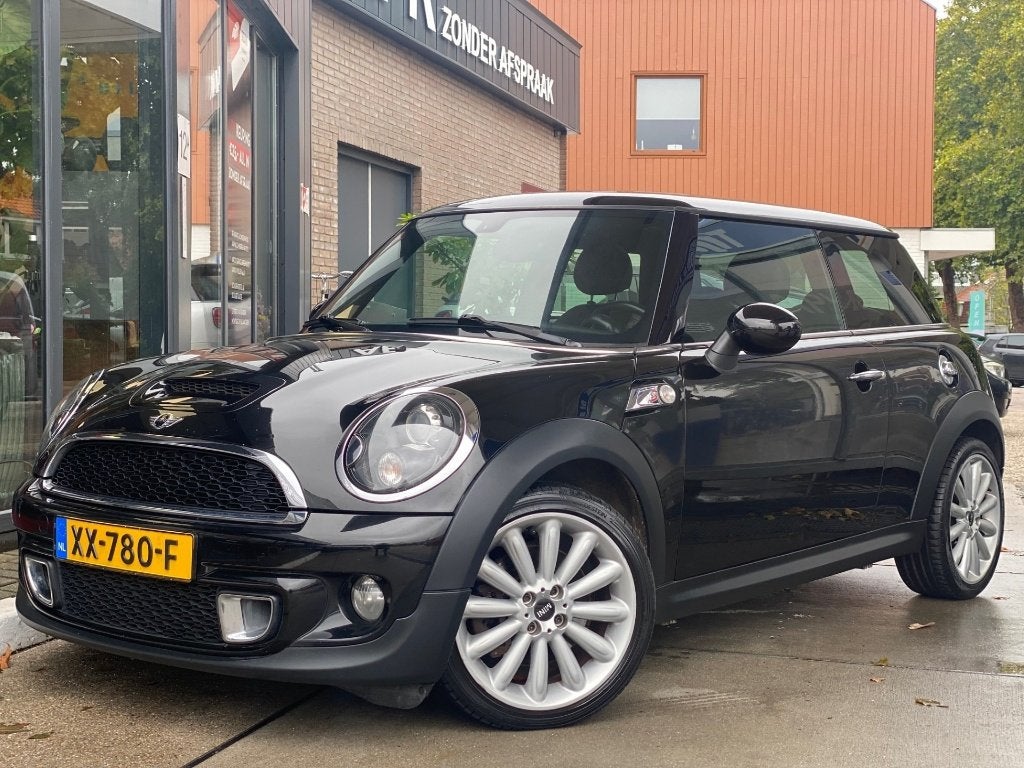 Mini 1.6 Cooper S 2012 Zwart, Euro 5, Zwart, 4 cilinders, 4 stoelen