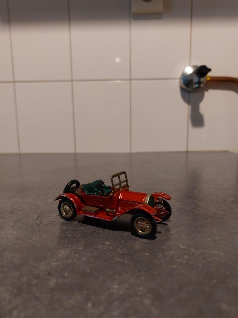 Miniatuur Oldtimer Auto - Rood met Groen Interieur, Ophalen of Verzenden, Gebruikt, Overige typen