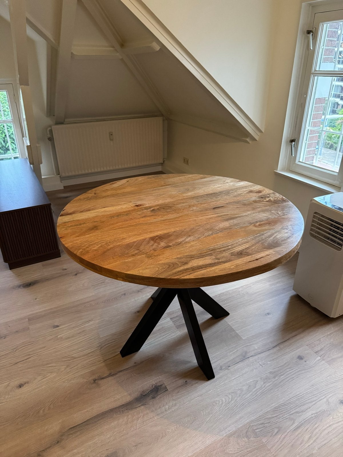 Ronde mangohouten eettafel (110cm), Huis en Inrichting, Tafels | Eettafels, Ophalen, Rond, Zo goed als nieuw, Vier personen