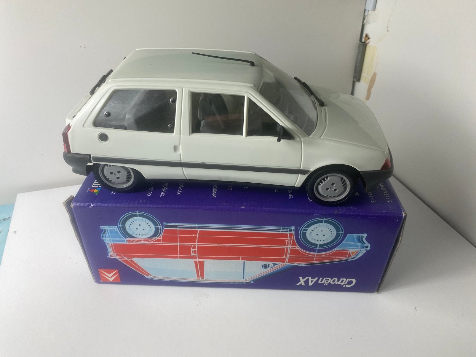 1:12 citroen AX 1.4 TZS-vuillieme MONT BLANC-in original box, Ophalen of Verzenden, 1:9 t/m 1:12, Auto