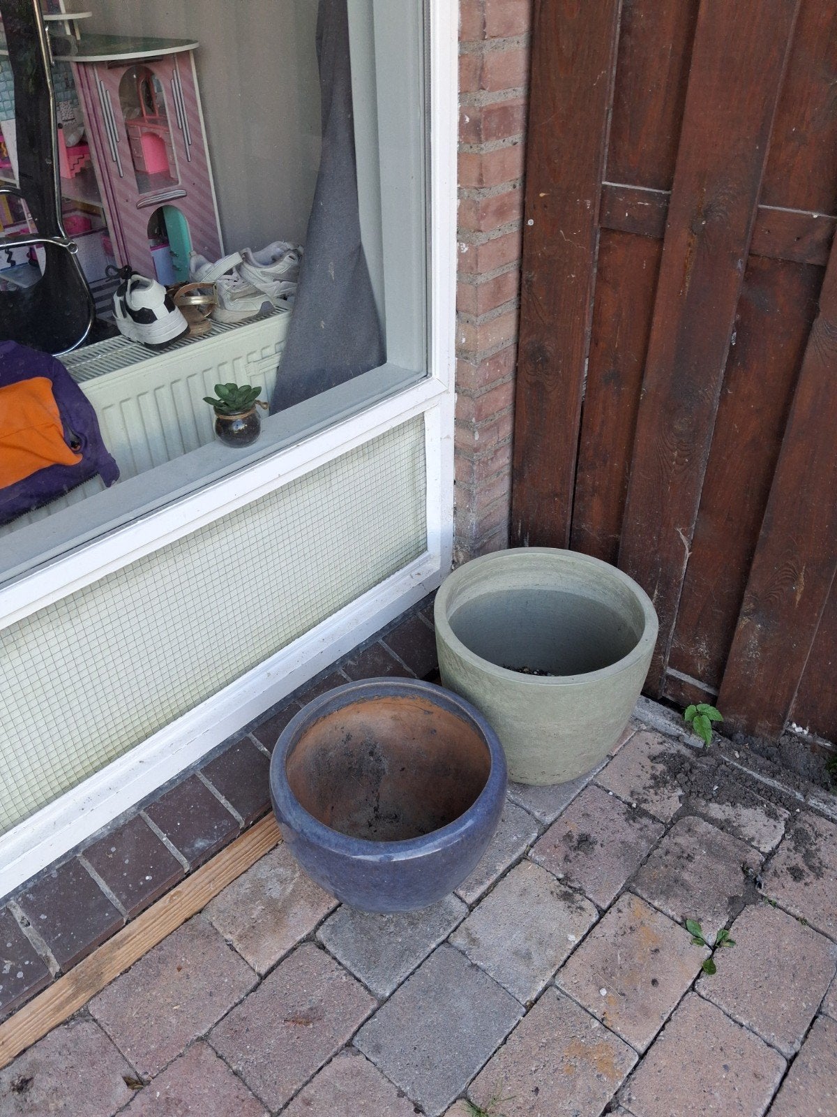 bloempotten gratis, Tuin en Terras, Bloembakken en Plantenbakken, Ophalen, Rond, Kunststof, Minder dan 30 cm