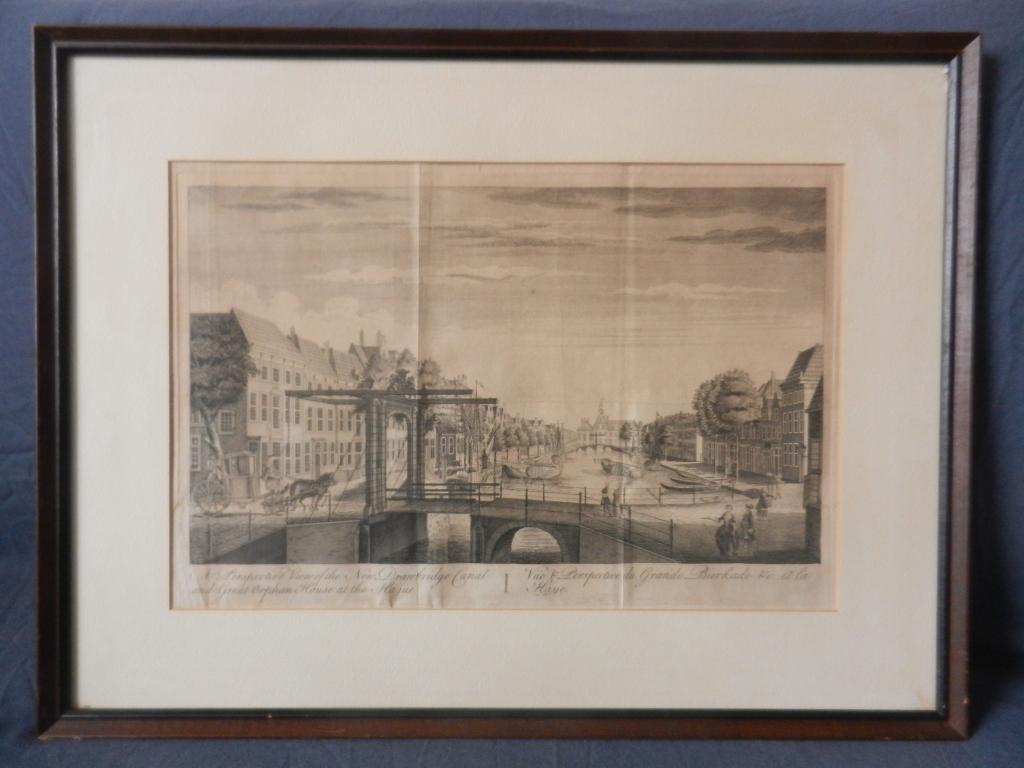 Gravure Bierkade Den Haag / New Drawbridge Canal ca. 1770, Antiek en Kunst, Kunst | Etsen en Gravures, 26 cm, Ingelijst, Stadsgezicht