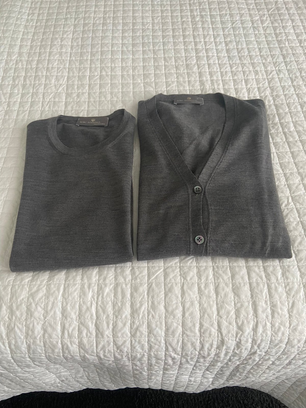 Kiki Niesten twinset.  Nieuw., Verzenden, Kiki Niesten, Maat 42/44 (L), Nieuw