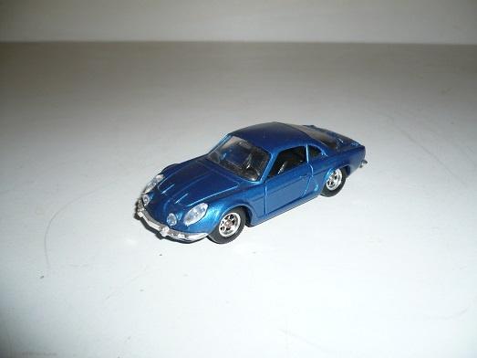 Solido  Renault Alpine Berlinette  1:43, Hobby en Vrije tijd, Modelauto's | 1:43, Ophalen of Verzenden, Nieuw, Auto, Overige merken