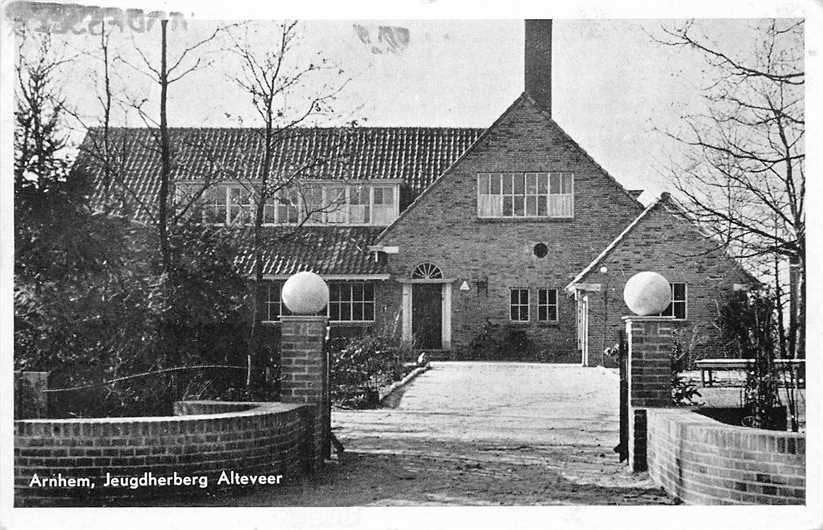 380-203-005 Arnhem Jeugdherberg Alteveer, Verzamelen, Ansichtkaarten | Nederland, Verzenden, Voor 1920, Gelderland