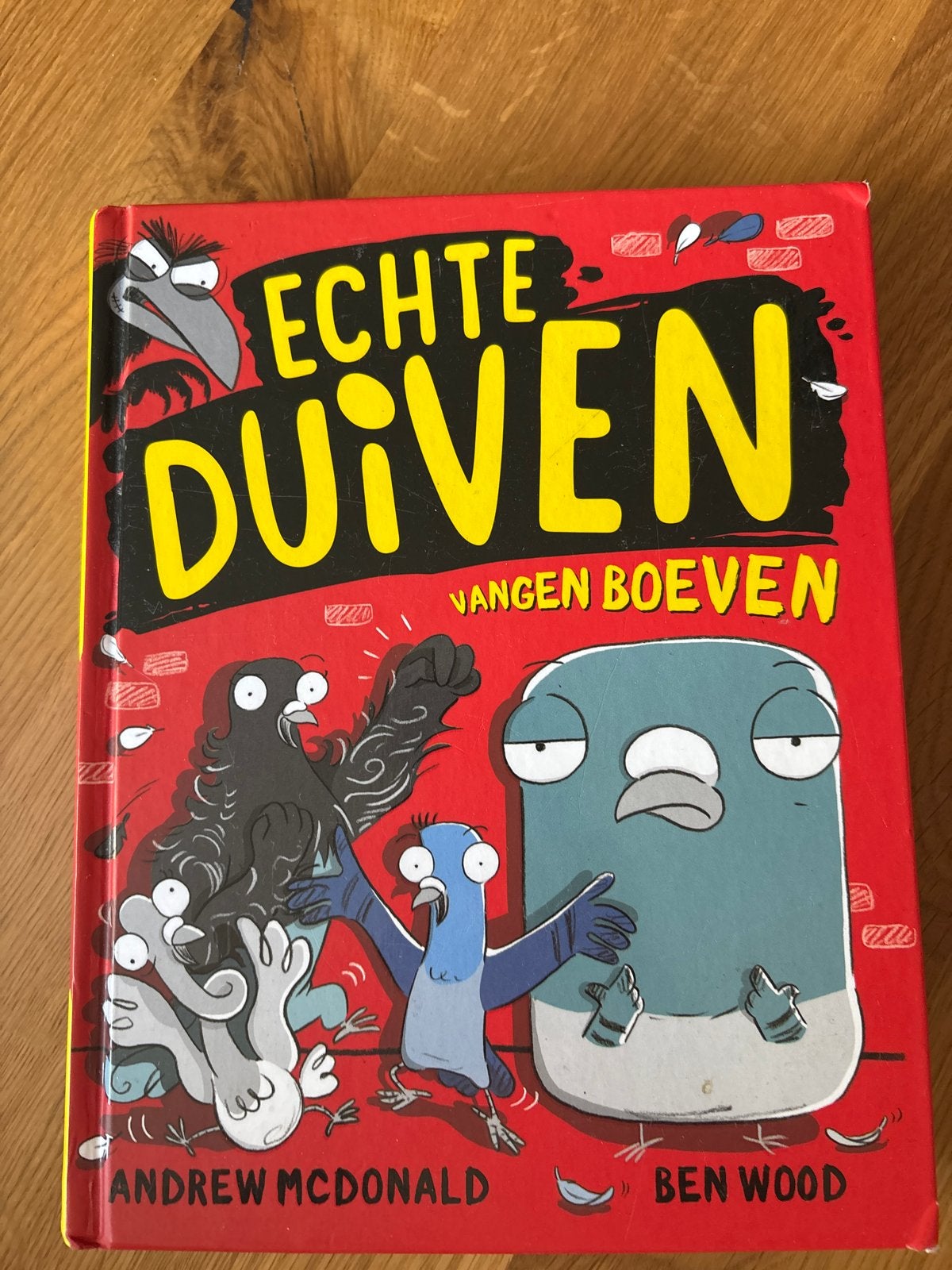 Echte Duiven Vangen Boeven - Andrew McDonald, Ophalen of Verzenden, Zo goed als nieuw, Fictie algemeen