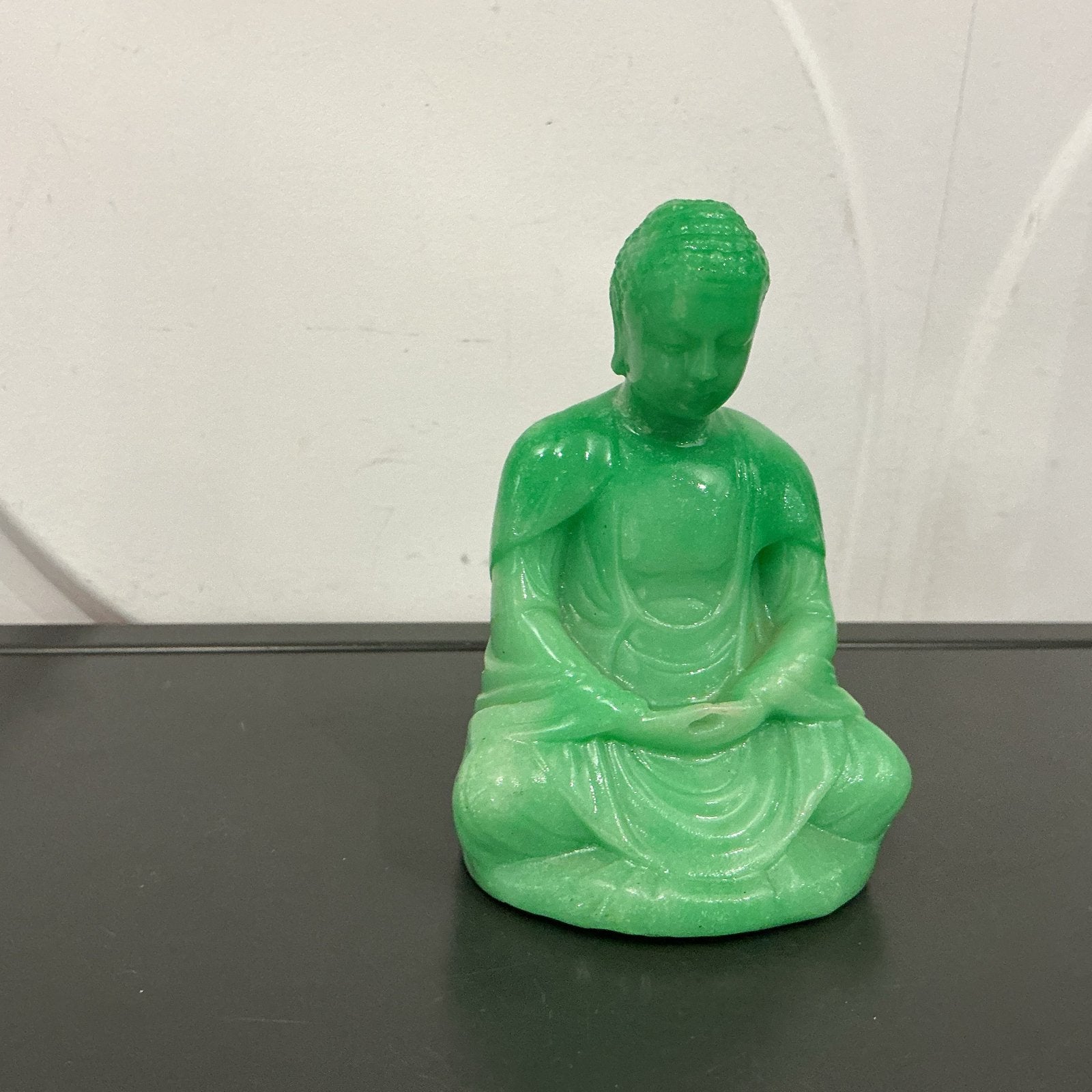 Groene Boeddha beeldje - Mediterende Boeddha, Ophalen of Verzenden, Gebruikt, Kunststof, Groen