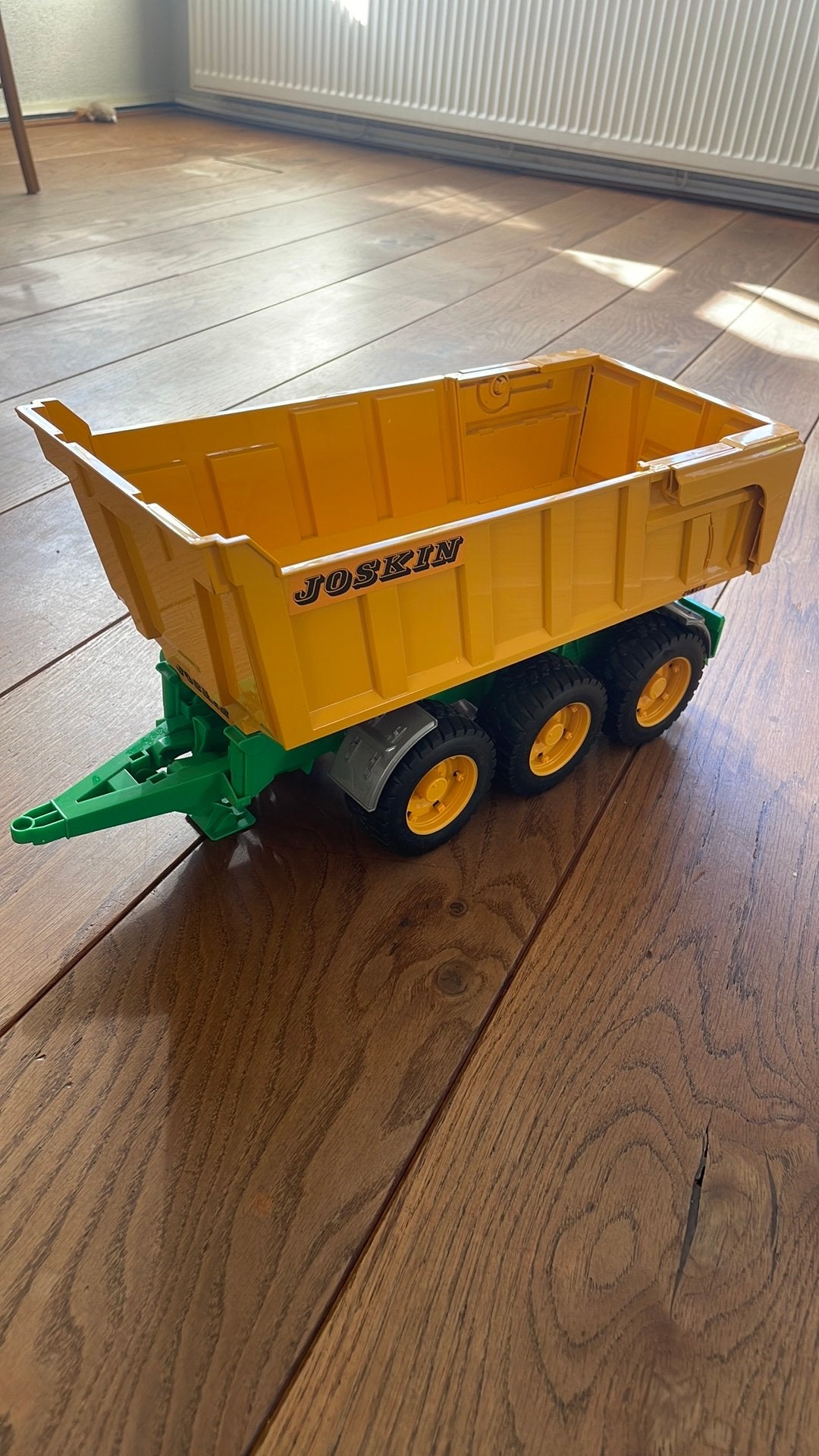 Bruder joskin trailer, Ophalen of Verzenden, Gebruikt