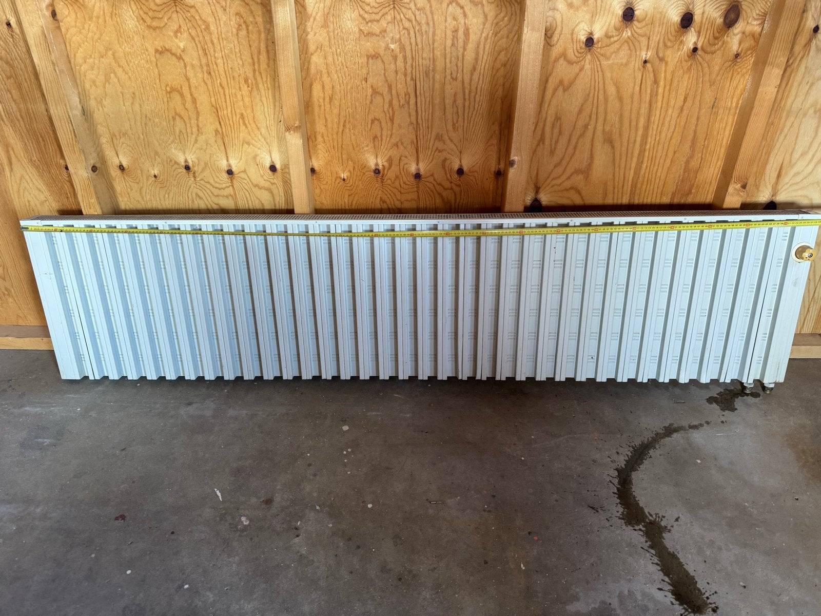 Grote radiator - 220  cm breed, 50 cm hoog, Doe-het-zelf en Verbouw, Verwarming en Radiatoren, Ophalen, 30 tot 80 cm, Gebruikt
