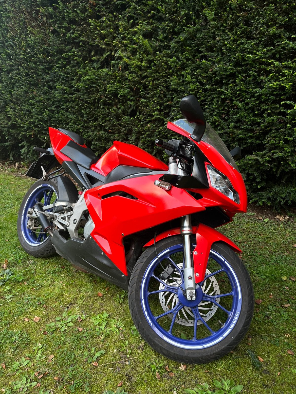 Aprilia rs 50 77cc, Fietsen en Brommers, Brommers | Derbi, Ophalen, Zo goed als nieuw