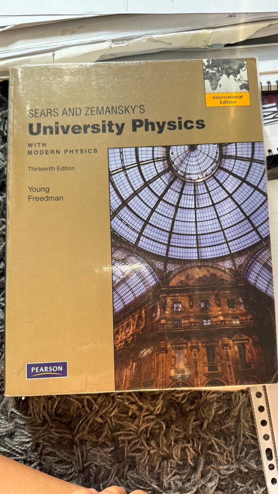 University Physics SEARS AND ZEMANSKY, Ophalen, Zo goed als nieuw, Vogels