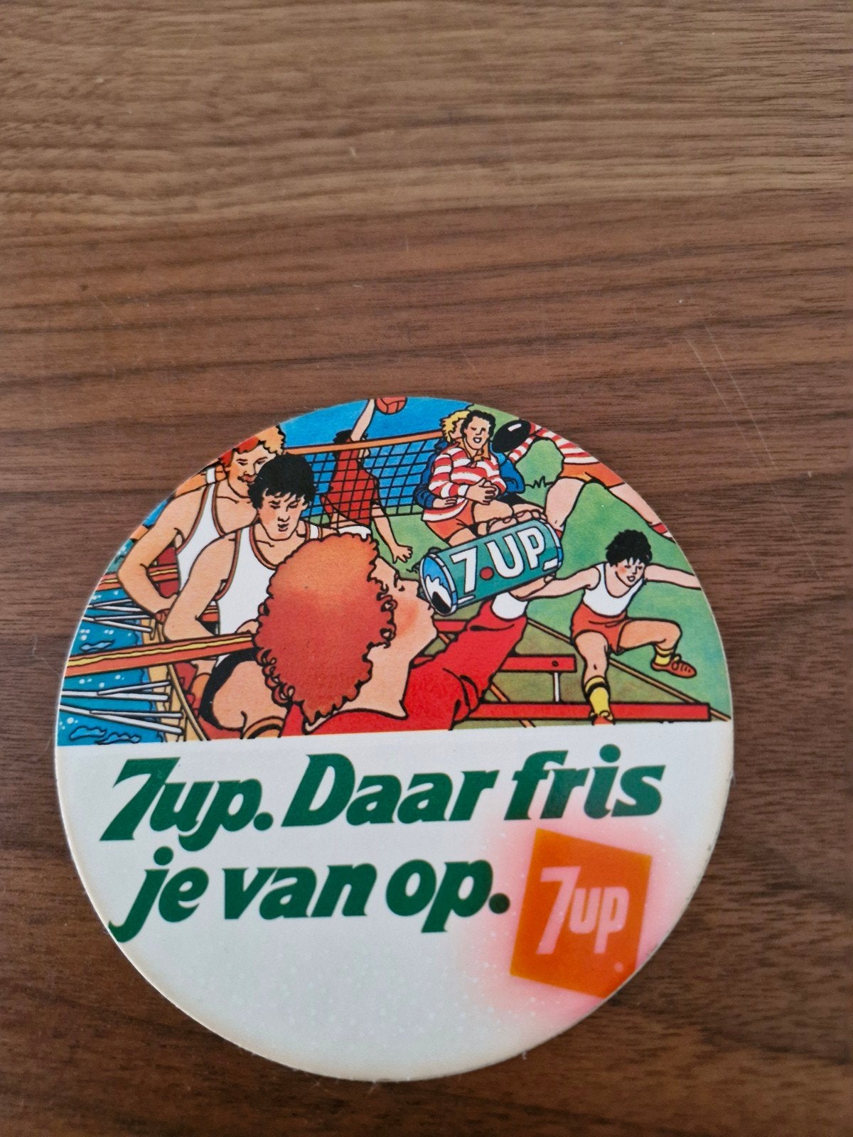 475 Vintage 7UP Sticker - Zup. Daar fris je van op., Verzamelen, Ophalen of Verzenden, Gebruikt, Merk