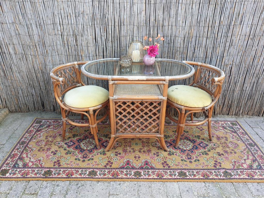 Vintage rotan bistro set met glazen blad en kussens, Ophalen of Verzenden
