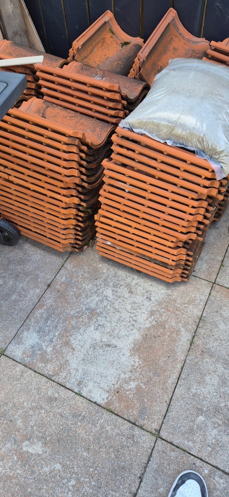 Dakpannen afhalen, Doe-het-zelf en Verbouw, Dakpannen en Dakbedekking, Ophalen, Steen of Klei, 15 m² of meer, Dakpannen
