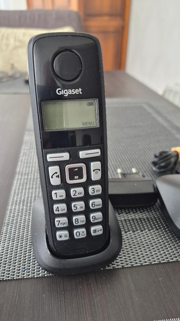 Gigaset A220, Ophalen, Gebruikt, 3 handsets, Stralingsarm