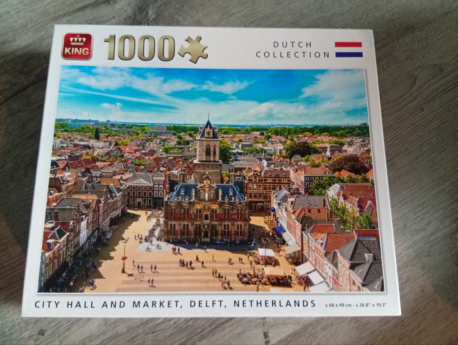 King Legpuzzel 1000 stukjes - Stadhuis en Markt Delft, Hobby en Vrije tijd, Ophalen, 500 t/m 1500 stukjes, Gebruikt, Legpuzzel