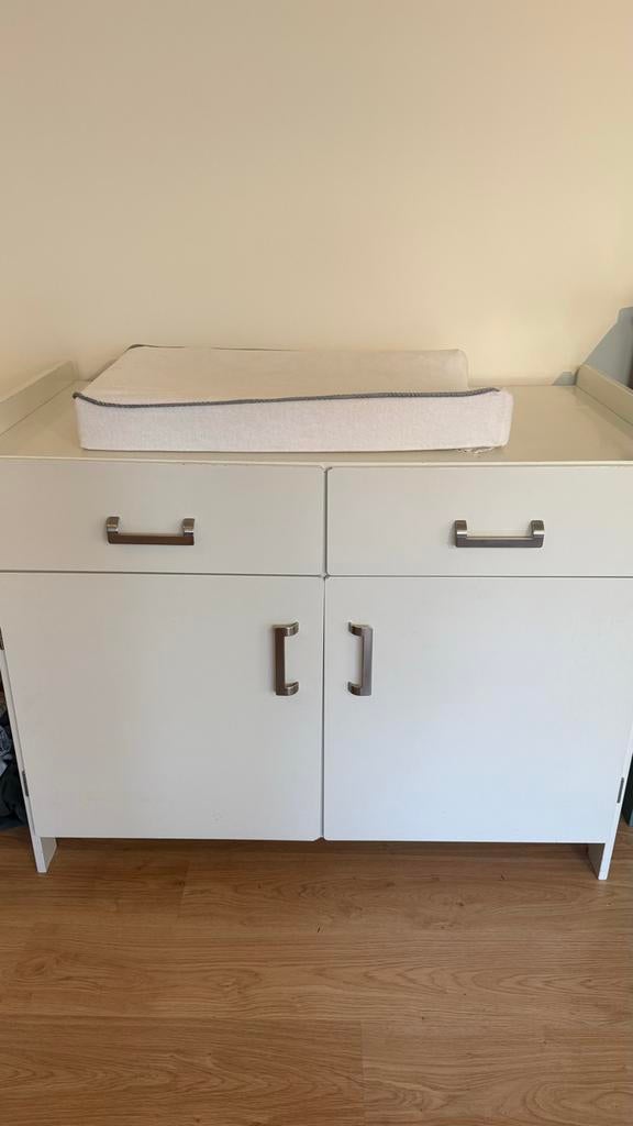 Baby commode met opbergruimte en aankleedkussen, Ophalen, Gebruikt, 50 tot 70 cm, 75 tot 100 cm