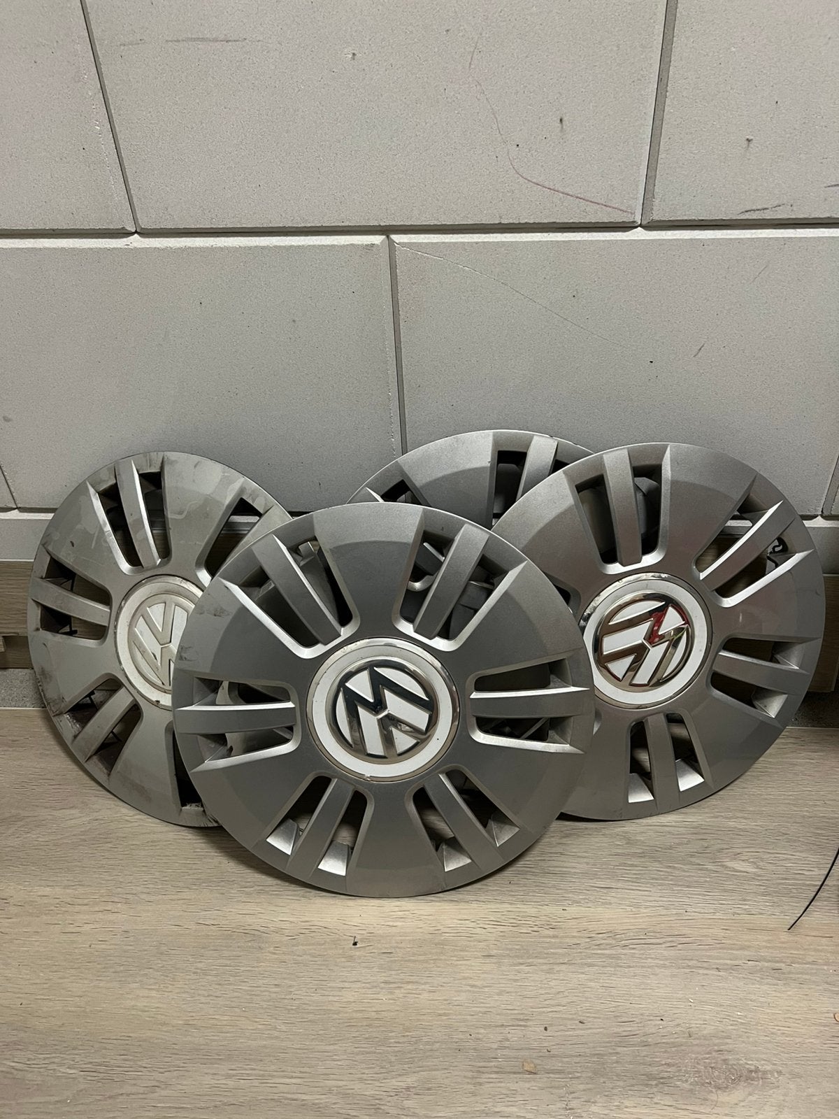 wieldoppenset 14 inch volkswagen up, Auto diversen, Wieldoppen, Ophalen of Verzenden, Zo goed als nieuw