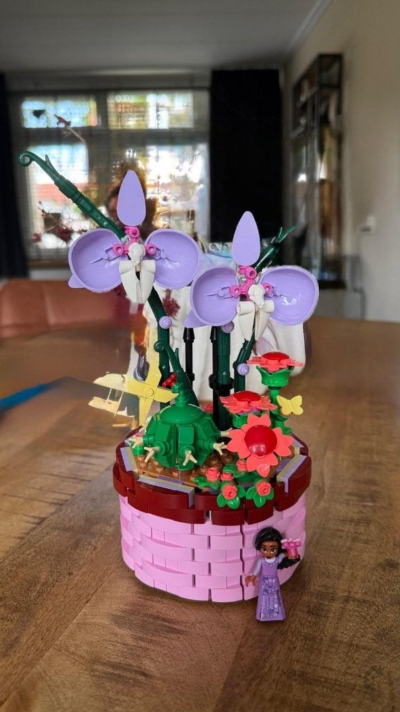 Lego Disney Encanto Isabela's, Ophalen of Verzenden, Zo goed als nieuw, Compleet, Lego