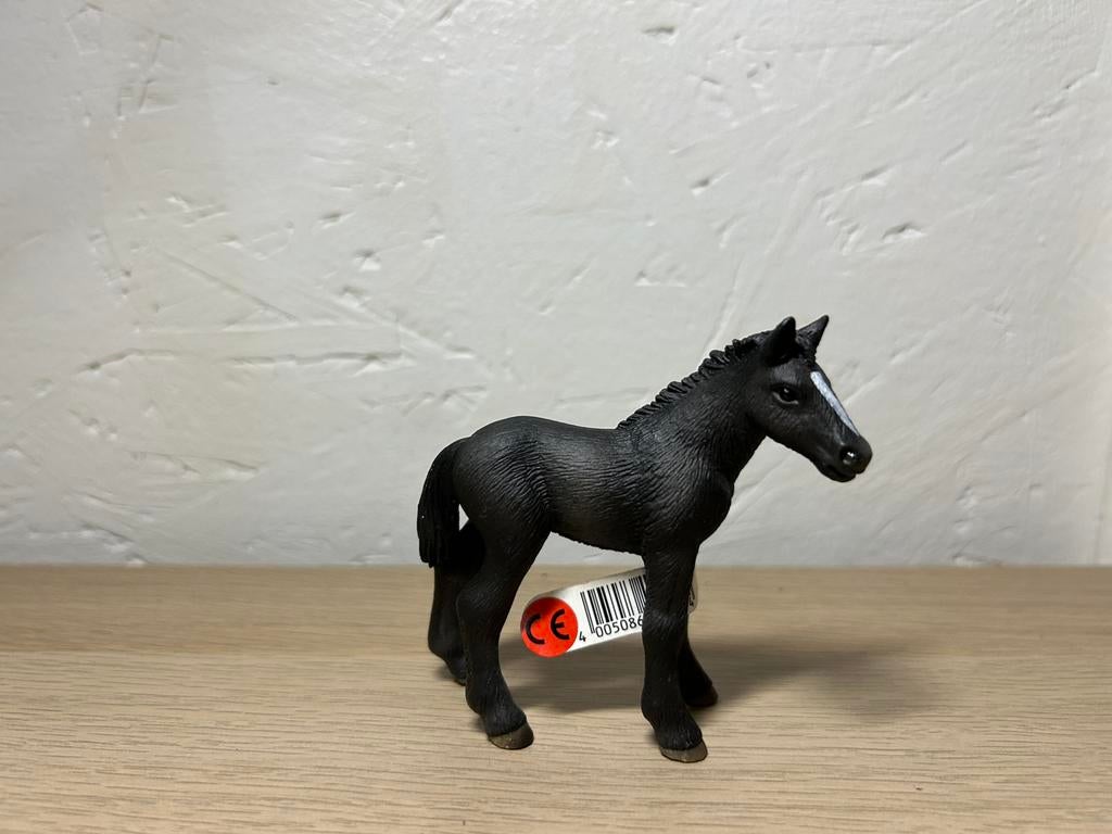Schleich percheron veulen nieuw met label 45, Ophalen of Verzenden, Zo goed als nieuw, Paard, Beeldje of Figuurtje