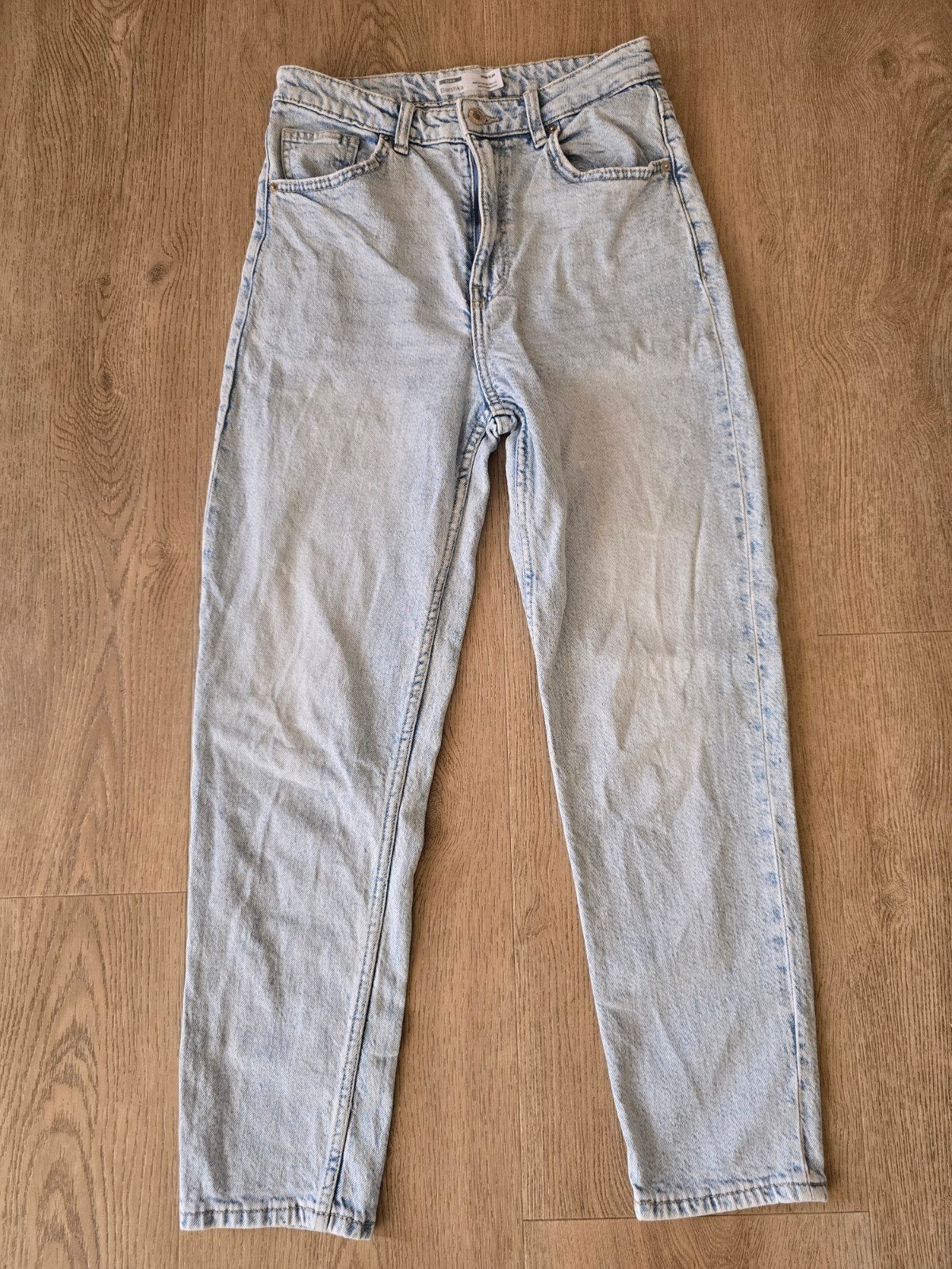 Bershka Mom Fit Maat 36, Blauw, Zo goed als nieuw, W28 - W29 (confectie 36), Bershka