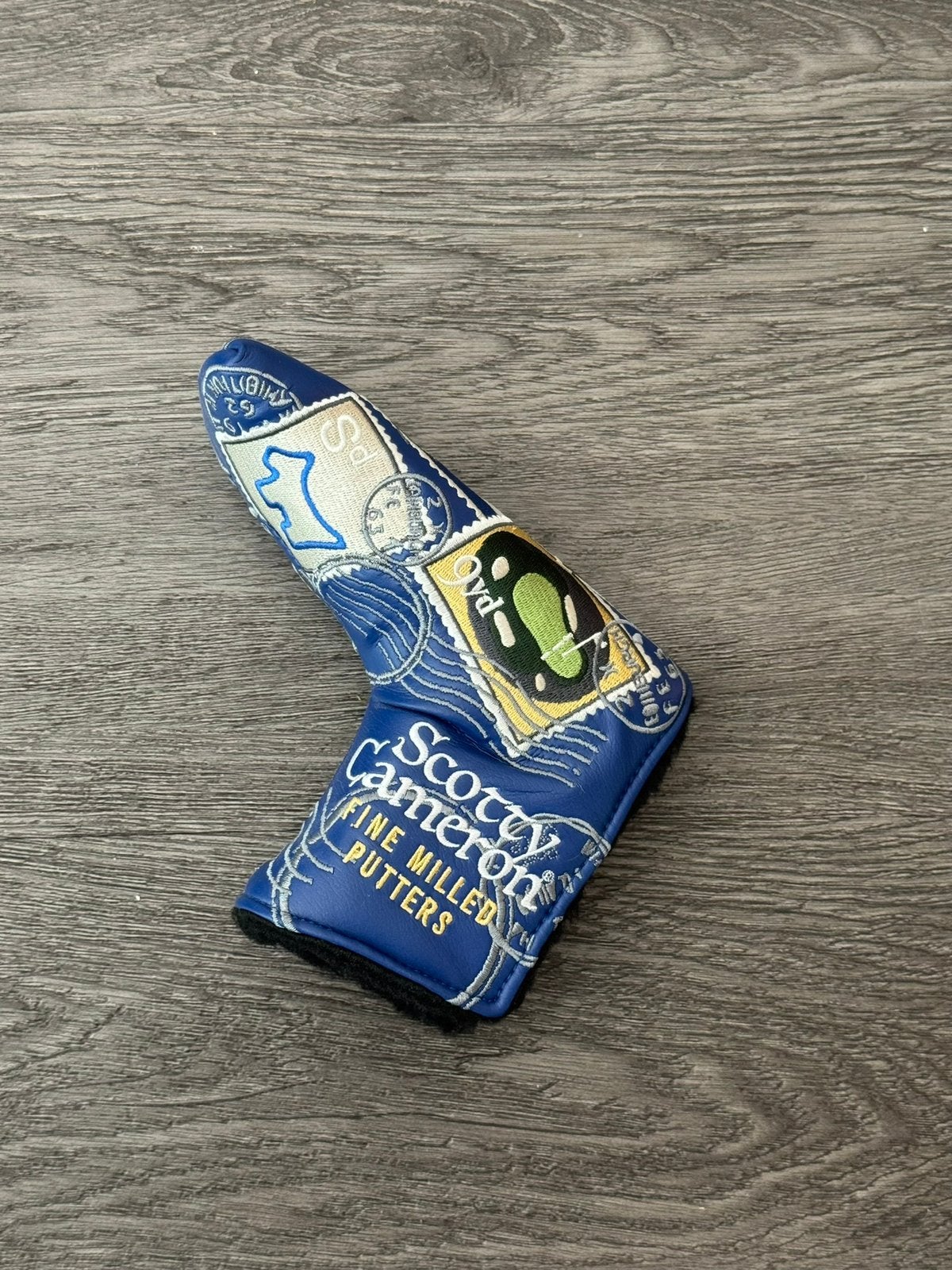 Scotty cameron 2024 POSTAGE STAMPS headcover, Verzamelen, Ophalen of Verzenden, Zo goed als nieuw