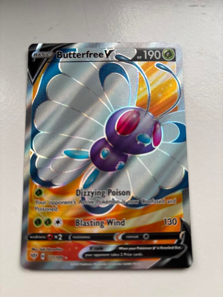 Butterfree V Pokémon Kaart - Zo Goed als Nieuw, Ophalen of Verzenden, Zo goed als nieuw, Losse kaart, Foil