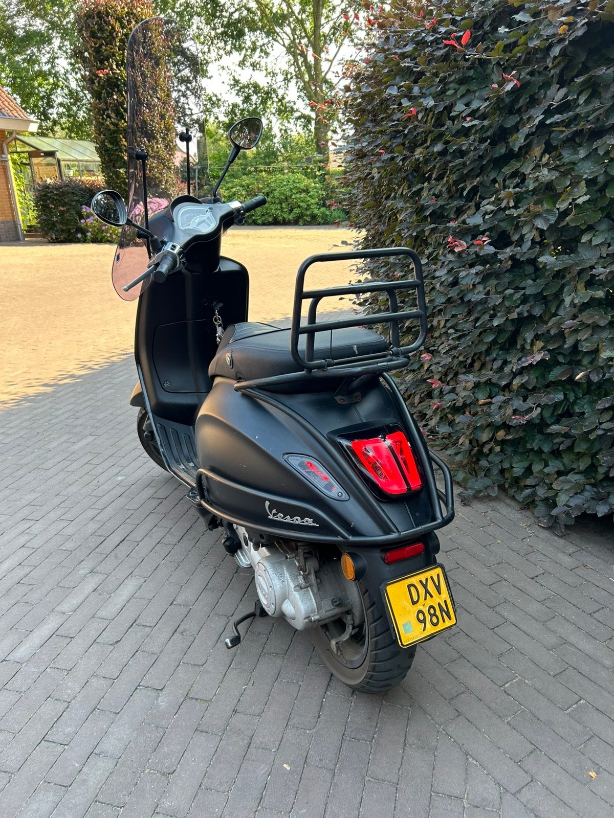 Vespa SPRINT - zwart, Ophalen, Maximaal 45 km/u, Vespa S, Zo goed als nieuw