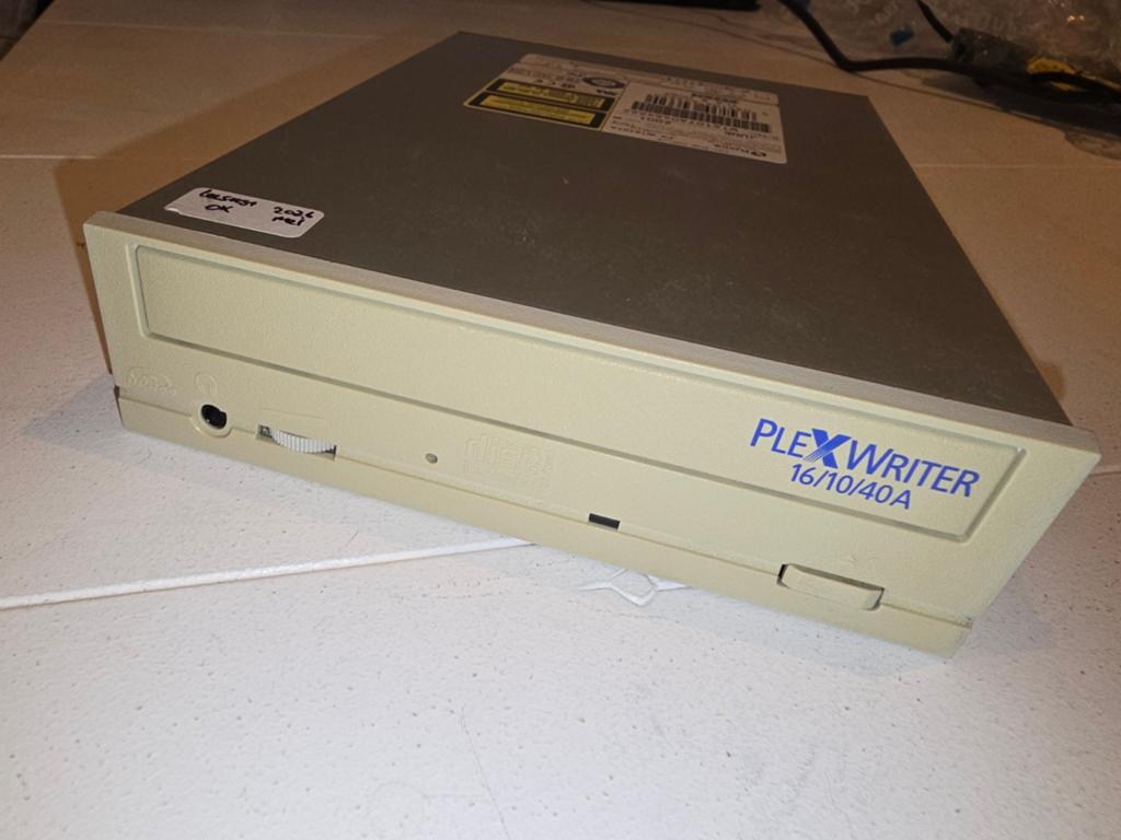 Plextor PX-W1610TA CD-RW Drive IDE - Vintage CD-brander, Intern, Gebruikt, Ophalen of Verzenden, Windows