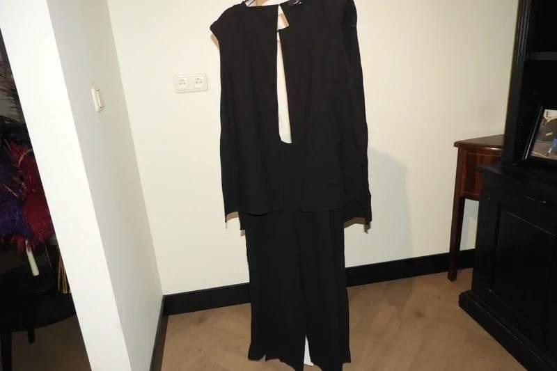 Elisabetta Franchi jumpsuit zwart broek cape look Nieuw It44