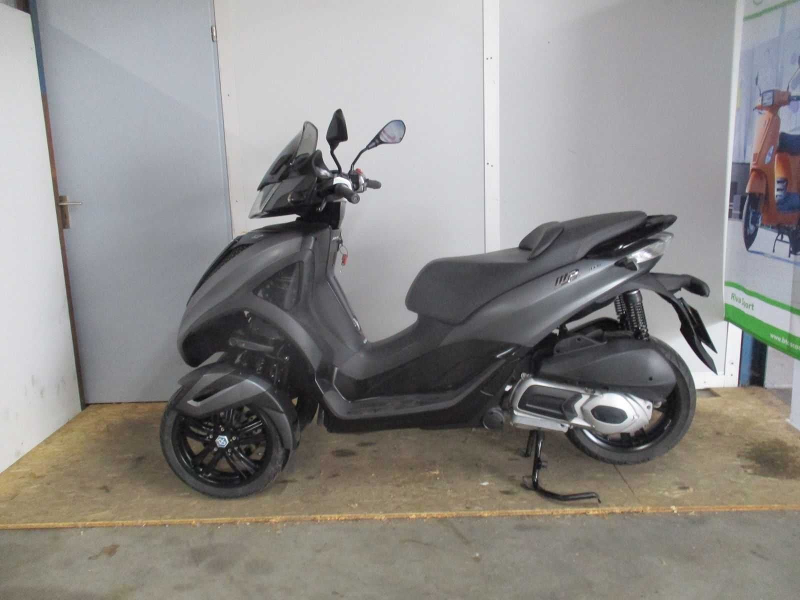 Piaggio MP3 - Driewieler motorscooter - YOURBAN 300ie - Moto, Bedrijf, Gebruikt, Overig