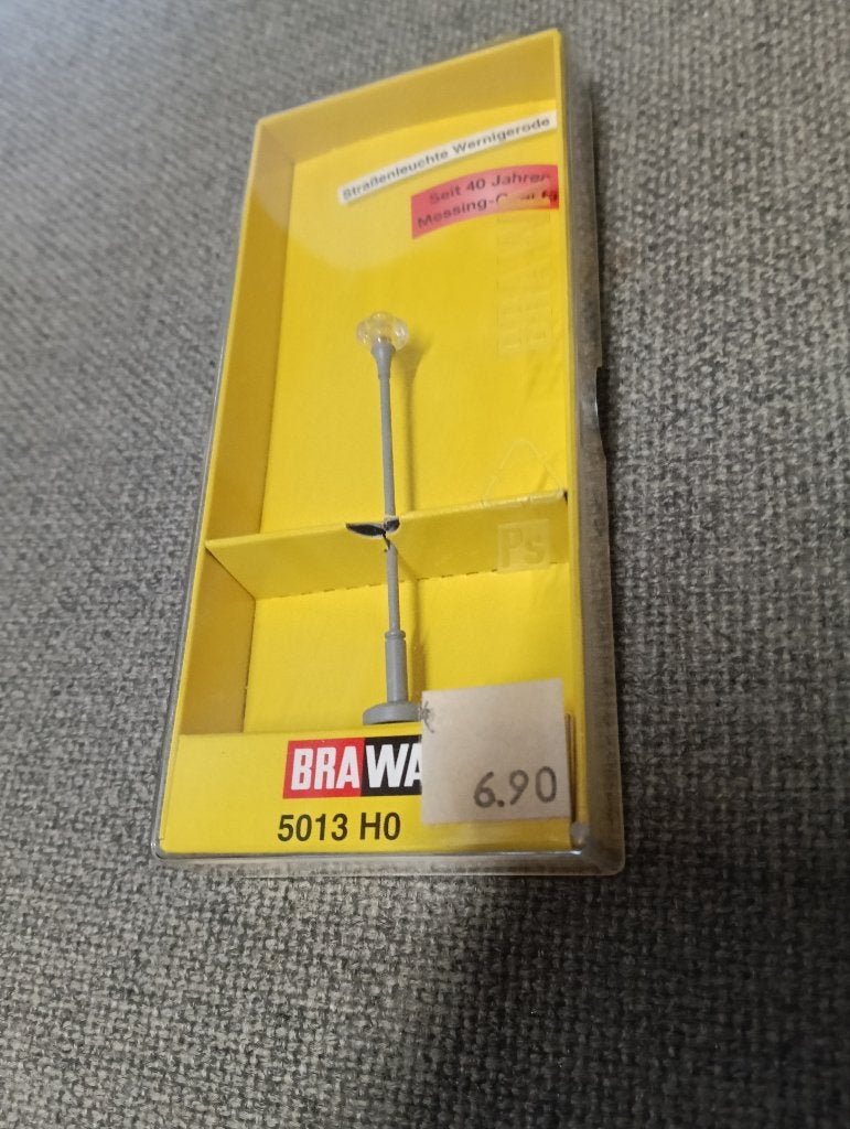Brawa 5013 H0 Straatlantaarn, Hobby en Vrije tijd, Overige merken, Wisselstroom, Overige typen, Ophalen of Verzenden