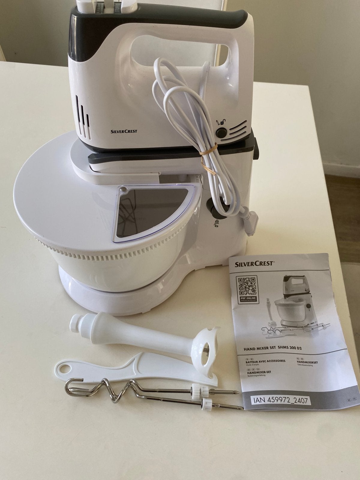 Silvercrest Handmixer met mengkom, Minder dan 1 liter, Ophalen of Verzenden, Nieuw, 3 snelheden of meer