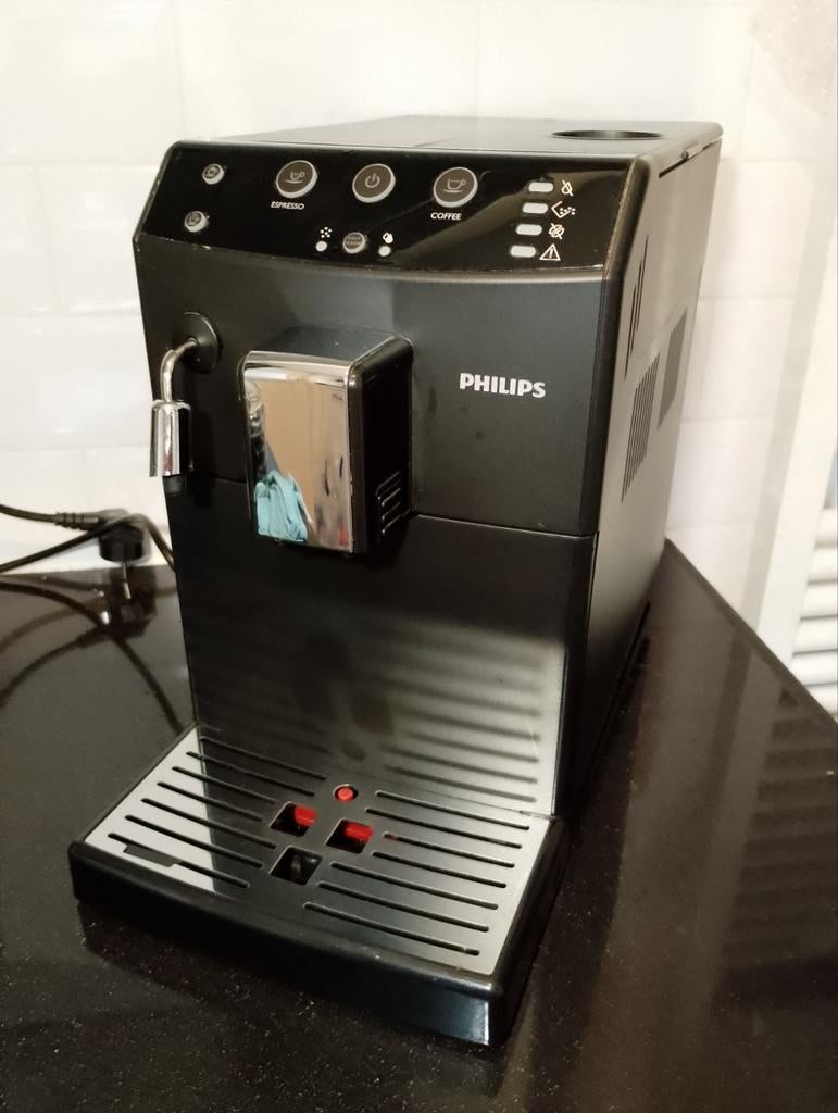 Philips espresso machine. Bonen machine., Witgoed en Apparatuur, Koffiezetapparaten, Ophalen, Espresso apparaat, Koffiebonen