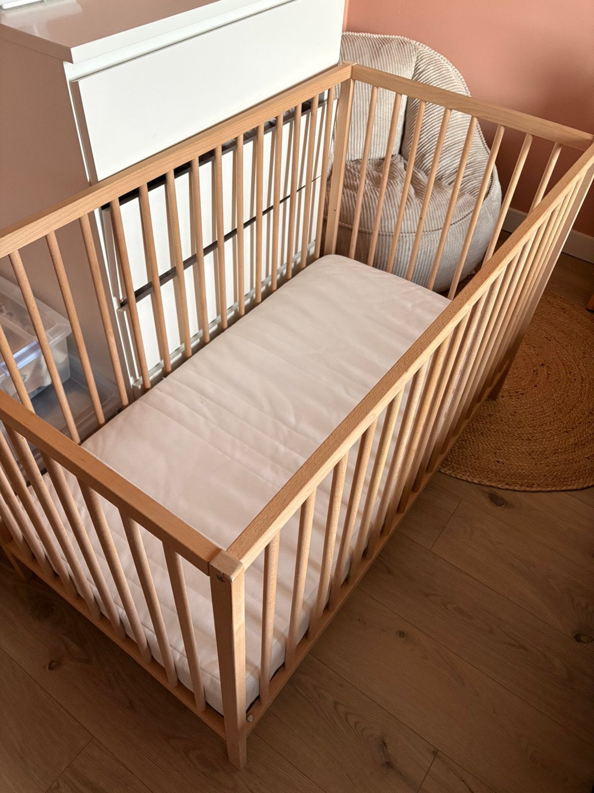 Ledikant + matras zo goed als nieuw!, Ophalen, Zo goed als nieuw, Ledikant