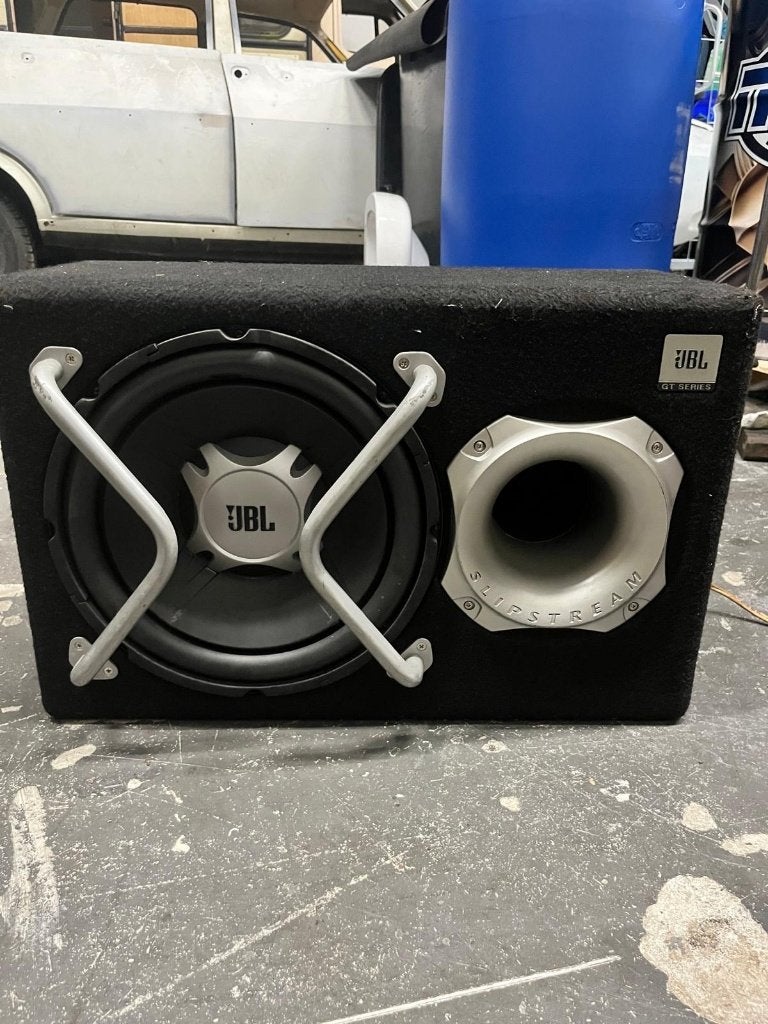 JBL GT Series Subwoofer - Krachtige Bass voor in de Auto, Ophalen, Gebruikt