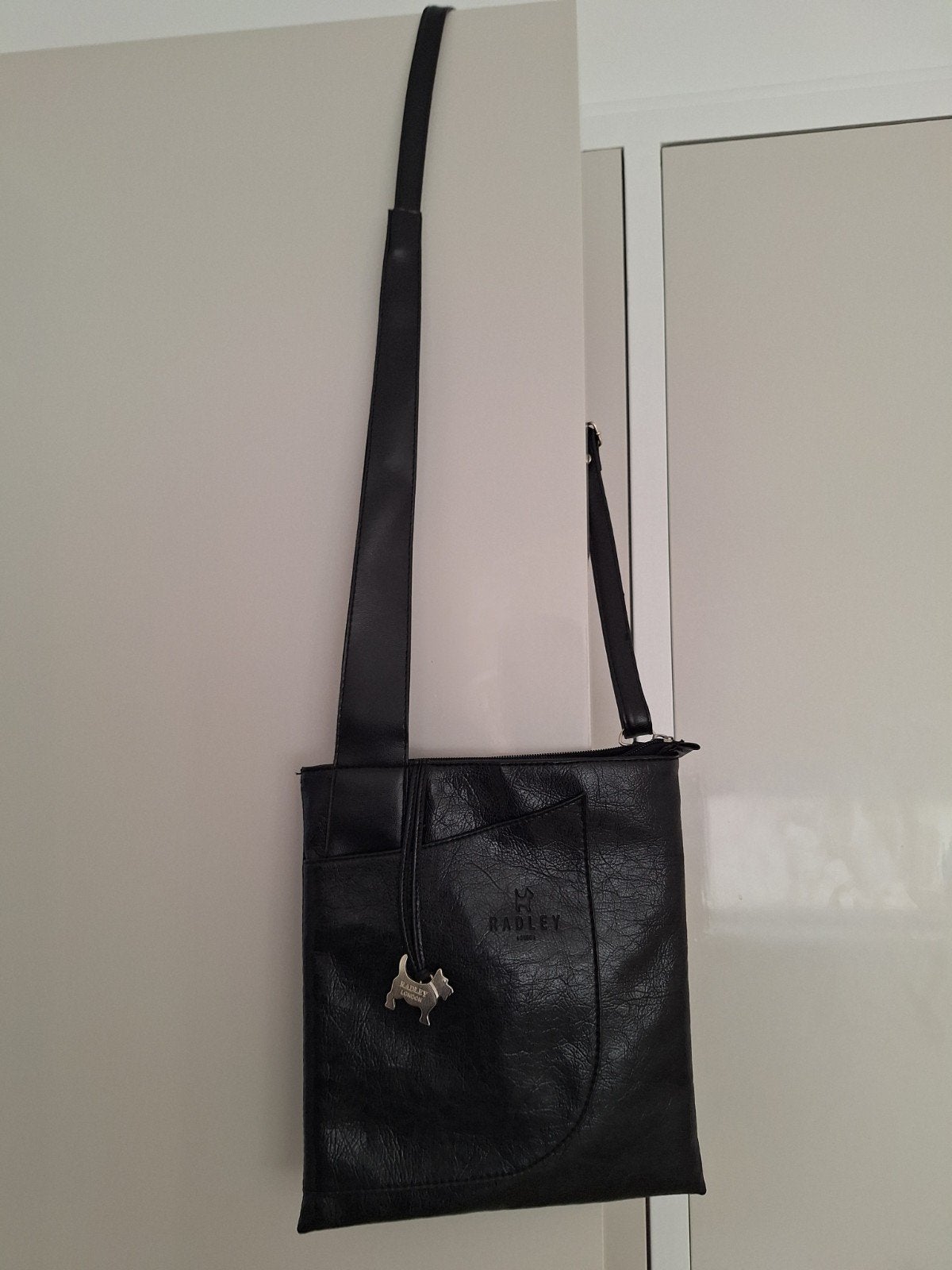 Leuke zwarte sling bag, Ophalen of Verzenden, Nieuw, Zwart, Schoudertasje