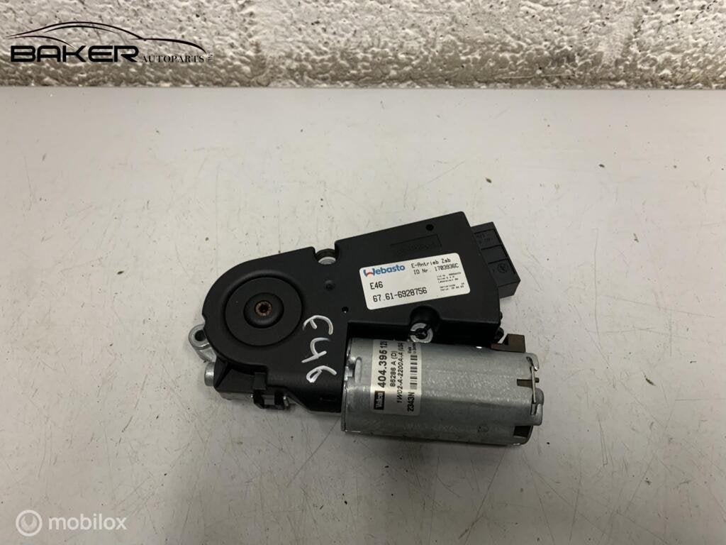 Schuifdak motor BMW 3-serie E46 316i ('98-'05) 67616928756, Auto-onderdelen, Gebruikt, Ophalen of Verzenden, BMW, BMW