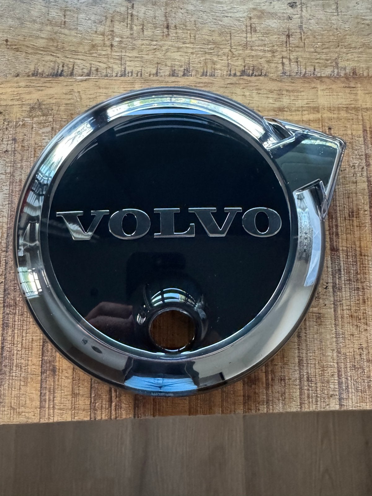 Volvo grille-embleem met camera, Ophalen of Verzenden, Nieuw, Volvo