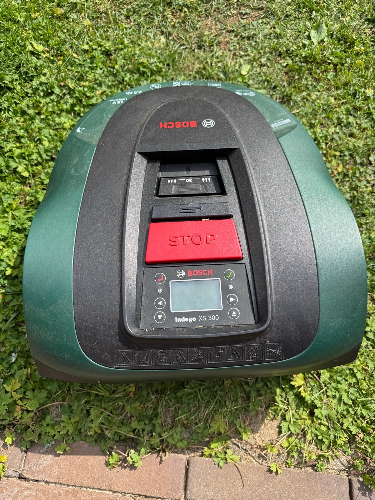 Bosch Indego XS 300 Robotmaaier met draad, Tuin en Terras, Robotmaaiers, Ophalen, Gebruikt, Minder dan 20 cm