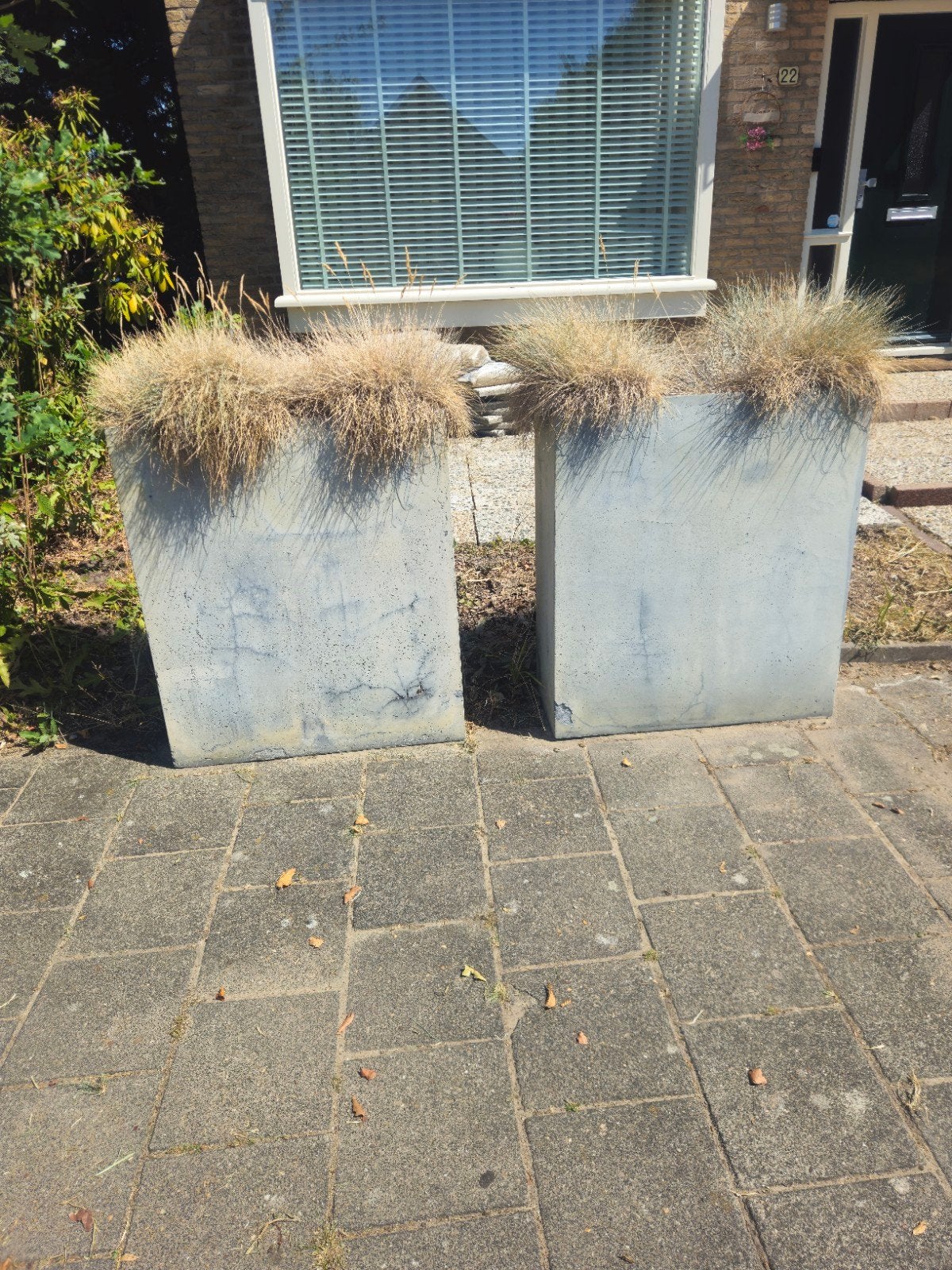Grote betonnen plantenbakken - set van 2, Tuin en Terras, Bloembakken en Plantenbakken, Ophalen, Gebruikt, Balkon, 60 tot 100 cm